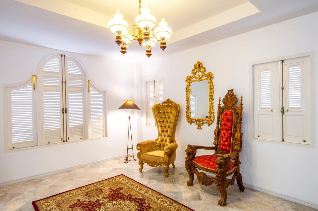 Dharasom' S Colonial House Hotel Bangkok Ngoại thất bức ảnh