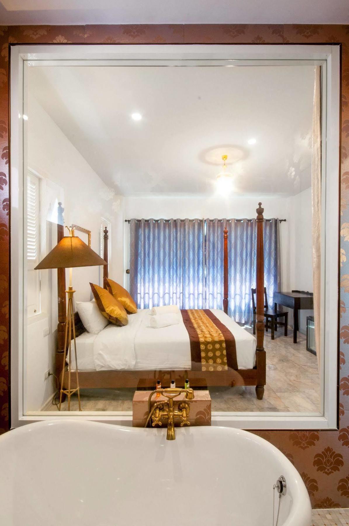 Dharasom' S Colonial House Hotel Bangkok Ngoại thất bức ảnh