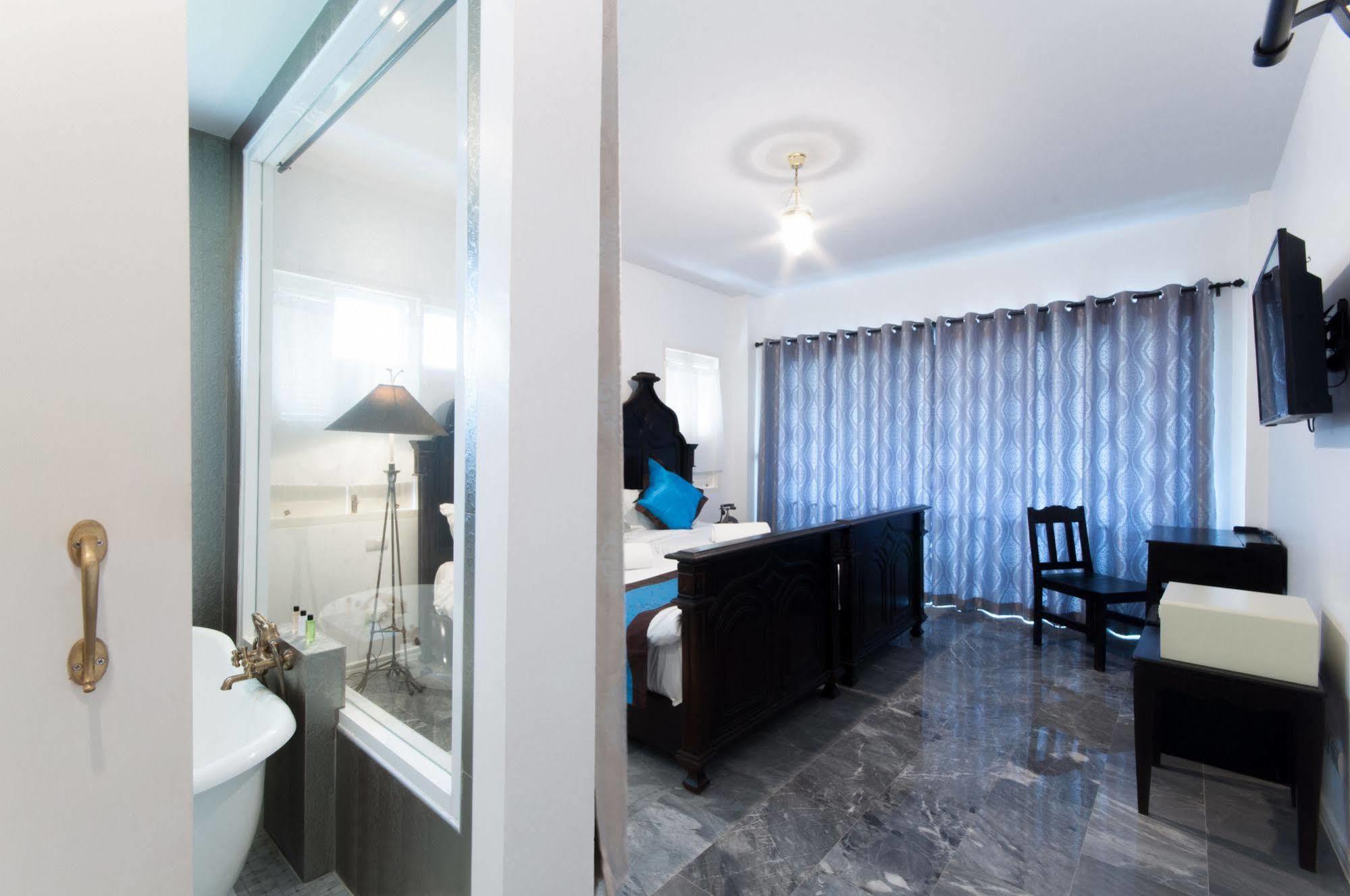 Dharasom' S Colonial House Hotel Bangkok Ngoại thất bức ảnh