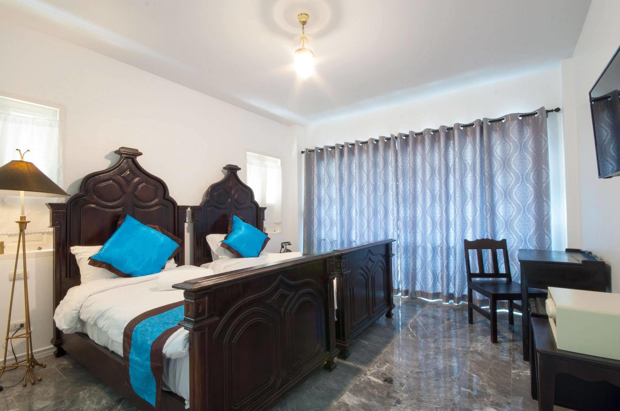 Dharasom' S Colonial House Hotel Bangkok Ngoại thất bức ảnh